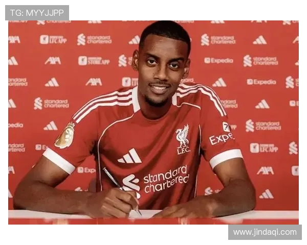 英超夏窗转会费最贵阵容：伊萨克领衔红军5将沃尔特马德埃泽同列核心